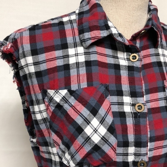 Uk2la Plaid Sleeveless Top -> Uk2la Plaid Sleeveless Top - Picture 2 of 8